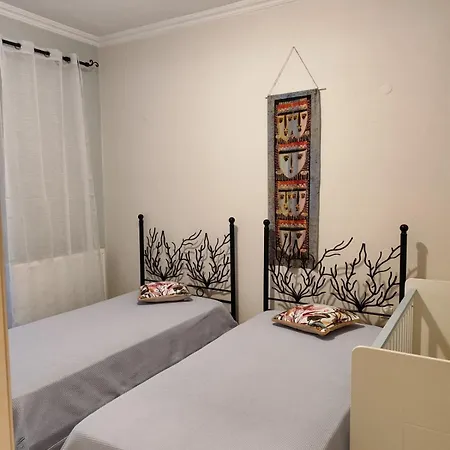 Aristotelis 2nd Floor Apartment *